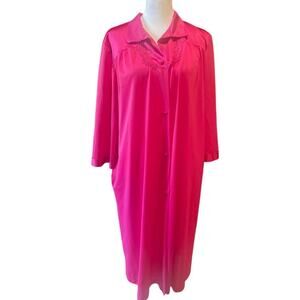 Vanity Fair Classic Long‎ Sleeve Pink Button Front Robe Size Medium